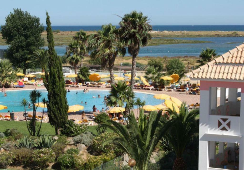Golden Beach Apartment, Cabanas - Rua Das Giestas Lote 4 J Кабанаш-де-Тавира Экстерьер фото